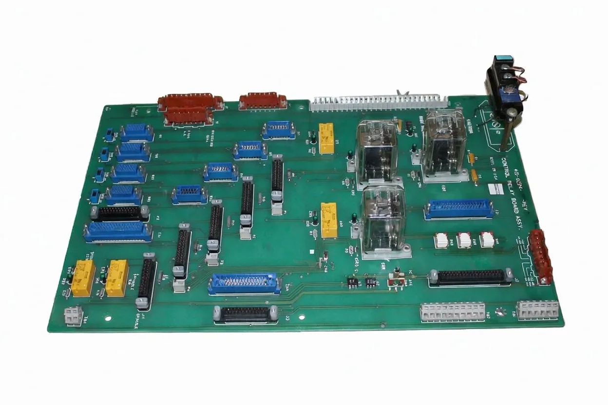 HURCO Ultimax 2 415-0224-001 Control Relay Board